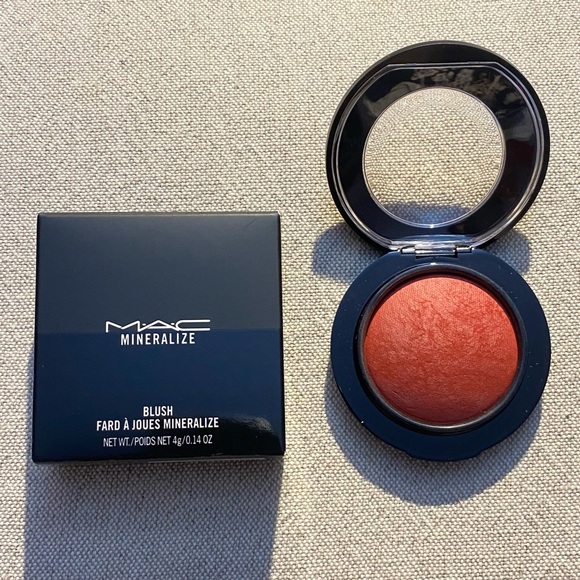 MAC Mineralize Blush NIB - Picture 1 of 2